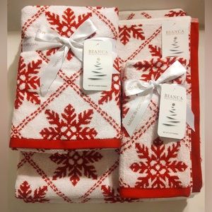 🎁BIANCA Bath Towel Set - Reversible Red & White Snowflakes - 6 Pieces
